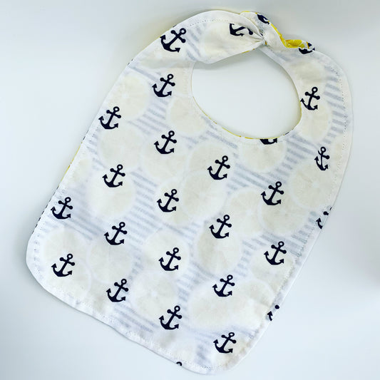 Reversible square baby bib