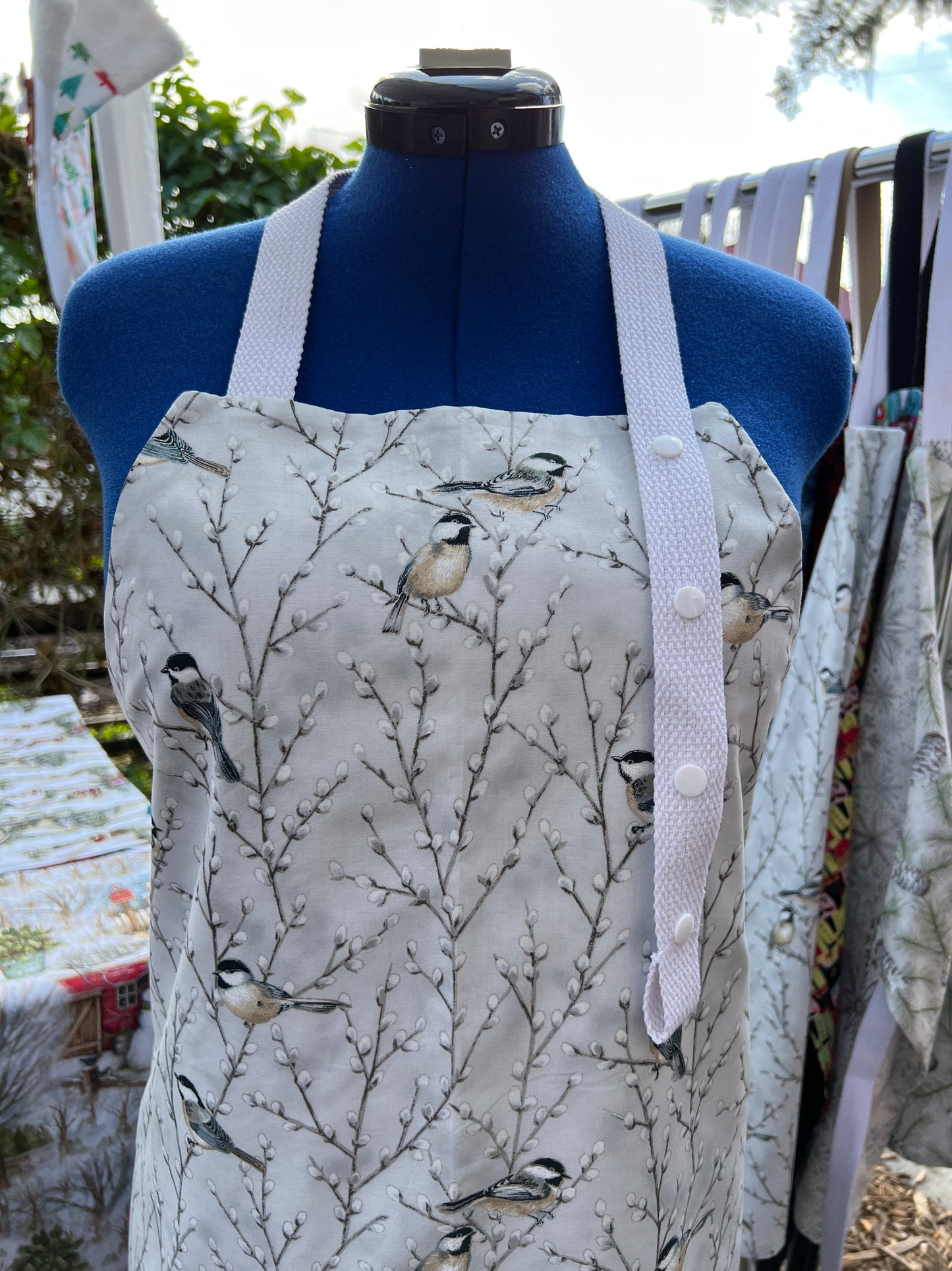 Apron “Tomtits”