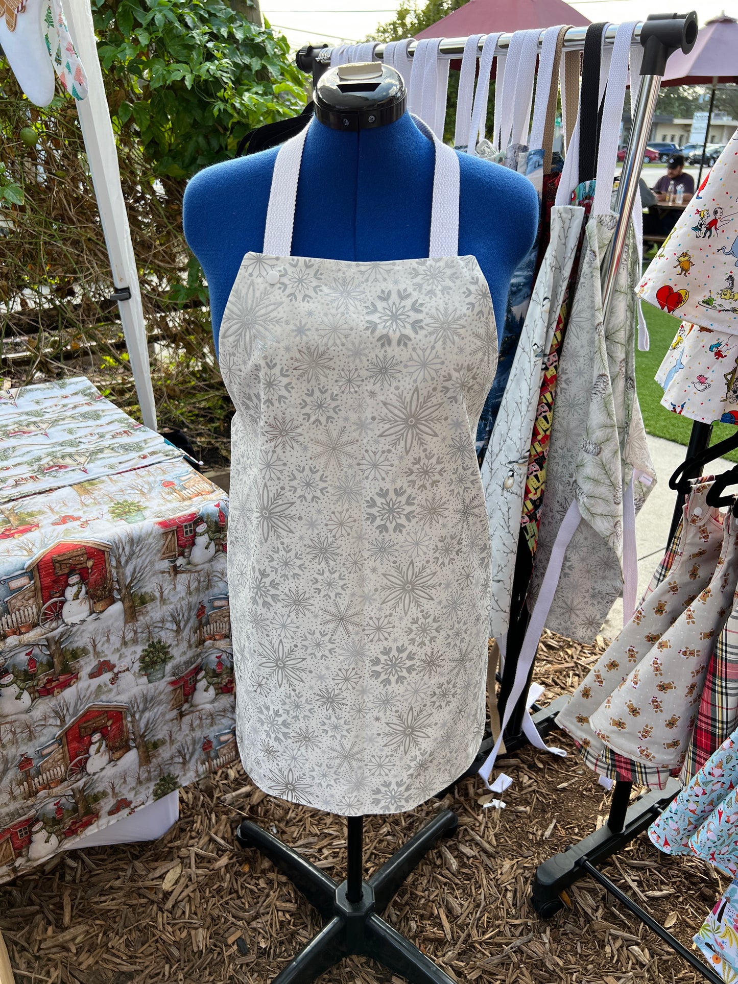 Christmas Apron “Snowflakes”